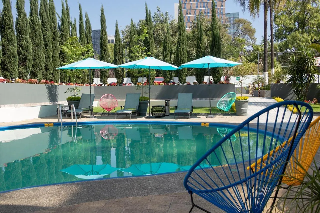 Hotel Las Pergolas 과달라하라