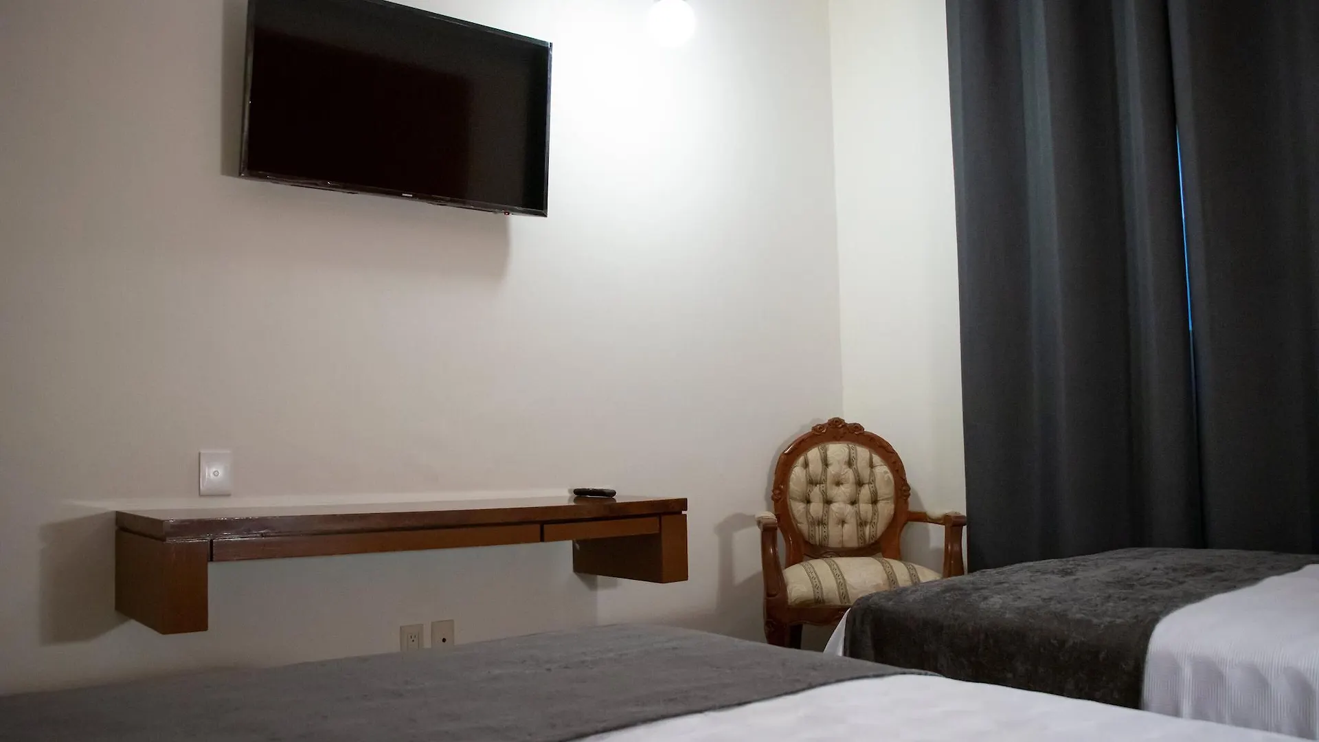 Hotel Las Pergolas 과달라하라